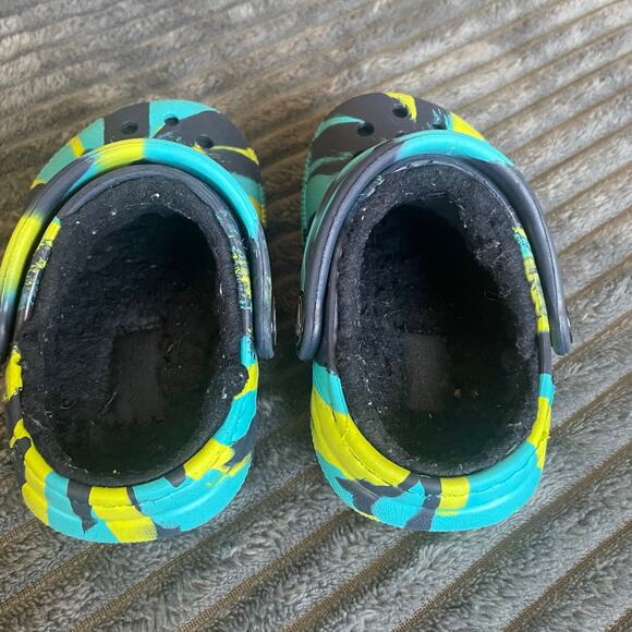 Crocs Classic Lined Clogs Baby Size 4  Multicolor Marbled Blue Navy Yellow - Picture 4 of 8